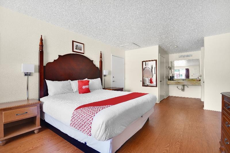 Americas Best Value Inn Lockhart TX (ex OYO Hotel) 14/40