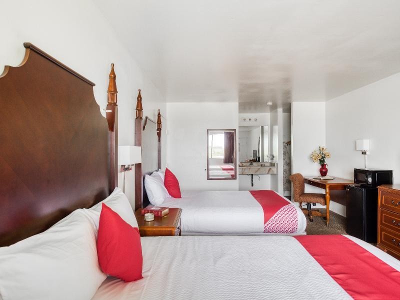 Americas Best Value Inn Lockhart TX (ex OYO Hotel) 11/40