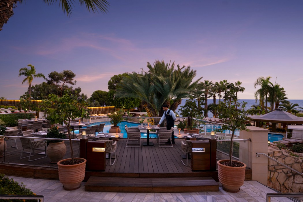 Mediterranean Beach Hotel 34/71