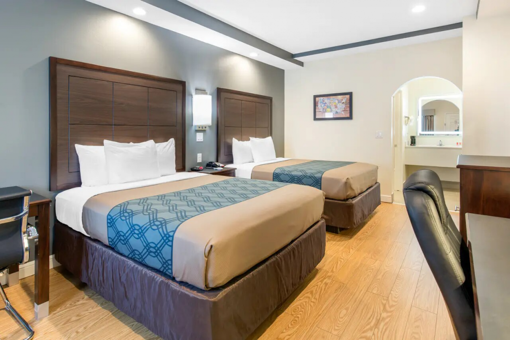 Red Star Inn & Suites Willowbrook 13/21