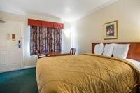 HomeTowne Studios Egg Harbor-Atlantic City Airport 19/31