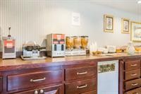 HomeTowne Studios Egg Harbor-Atlantic City Airport 24/31