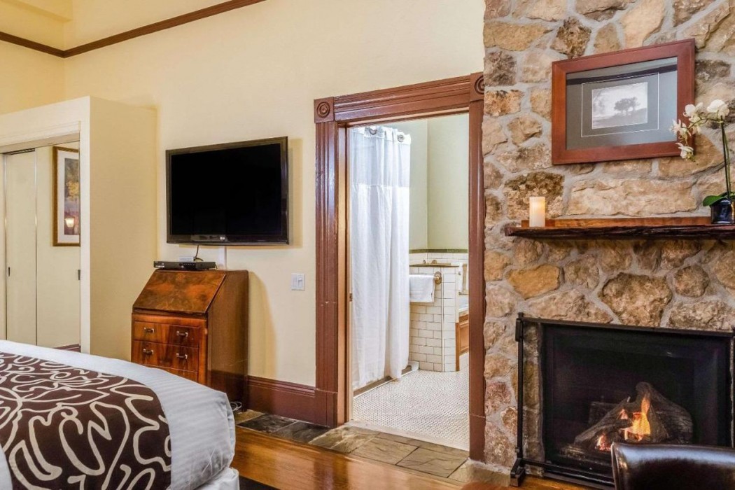 Hotel Napa Valley, an Ascend Collection Hotel 8/19