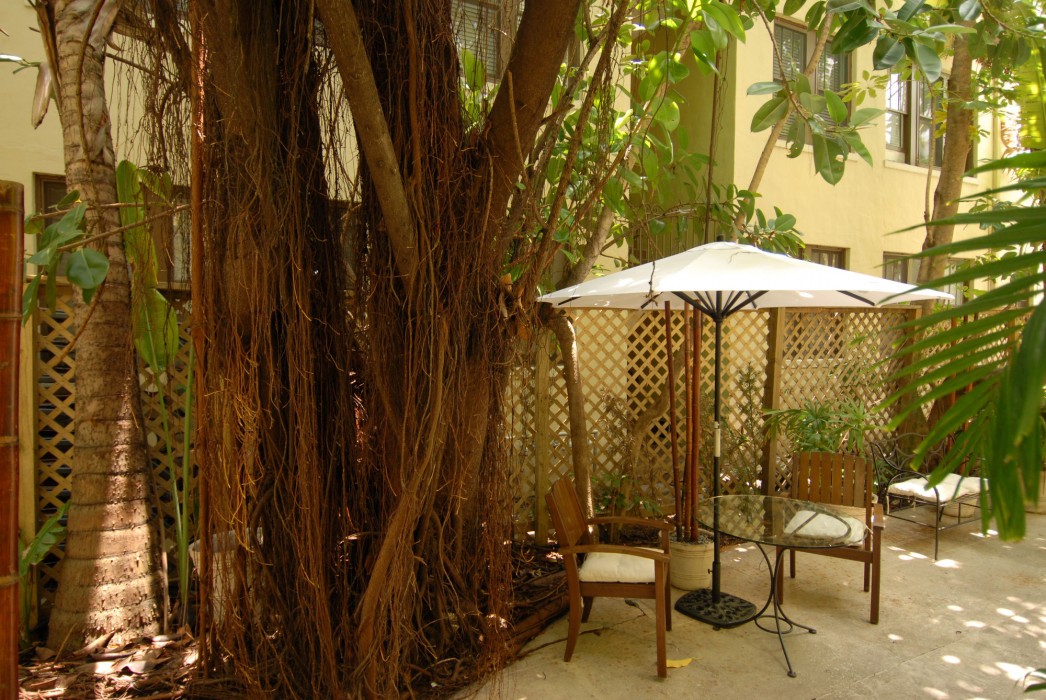 Villa Paradiso Hotel 31/58