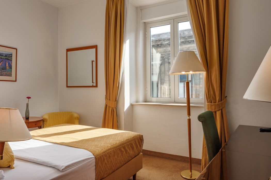 Grand Hotel Bonavia 18/74