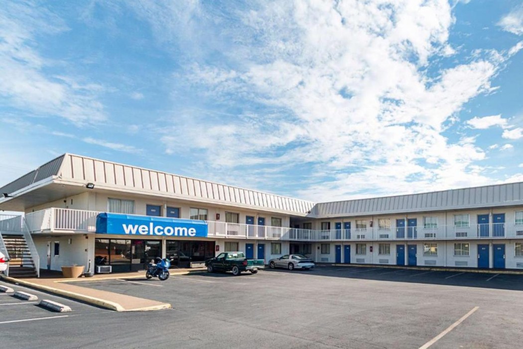Motel6 San Antonio, TX - I-10 West photo1