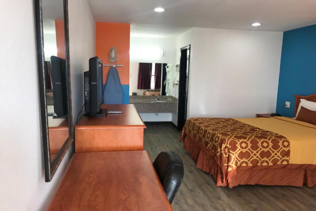 Americas Best Value Inn Bowie 7/21
