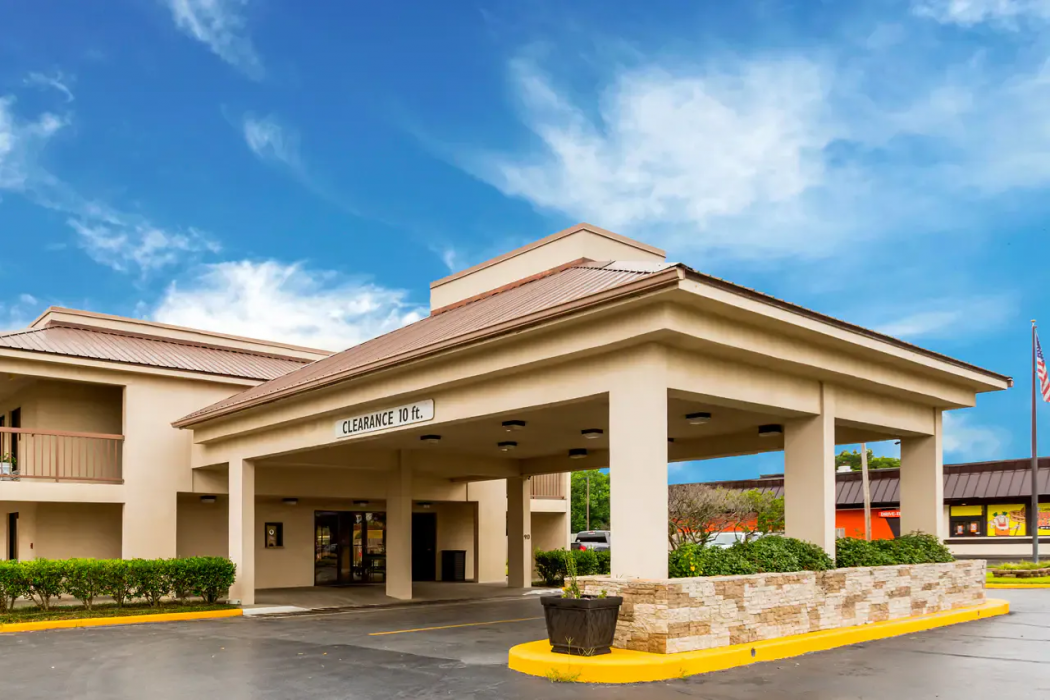 Quality Inn Indianola 1/34