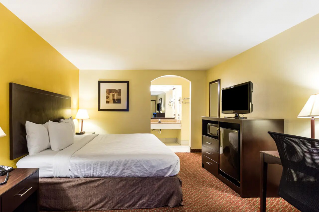 Quality Inn Indianola 20/34