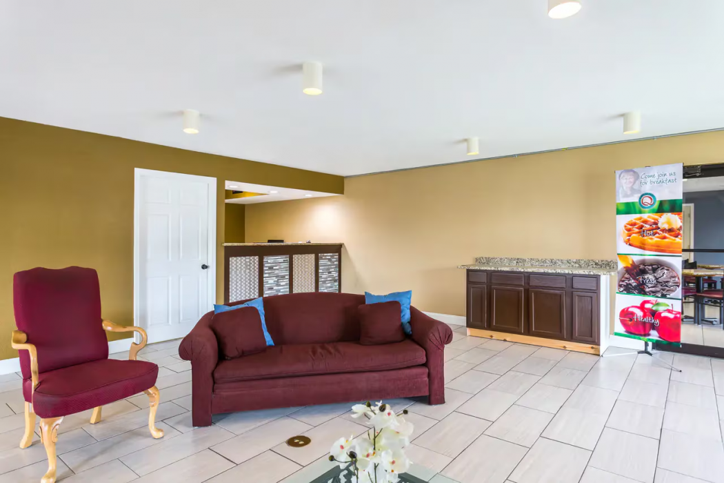 Quality Inn Indianola 8/34