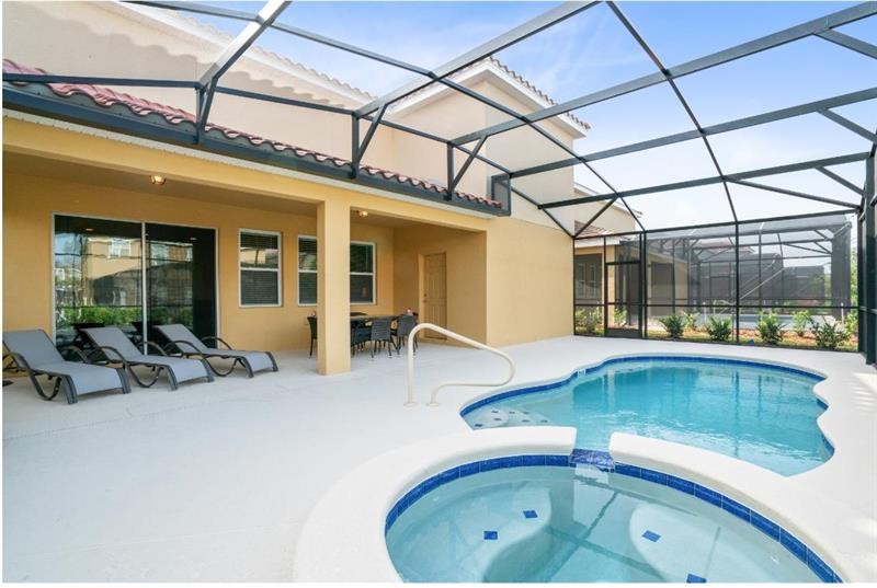 Solterra Resort Platinum Homes 38/50