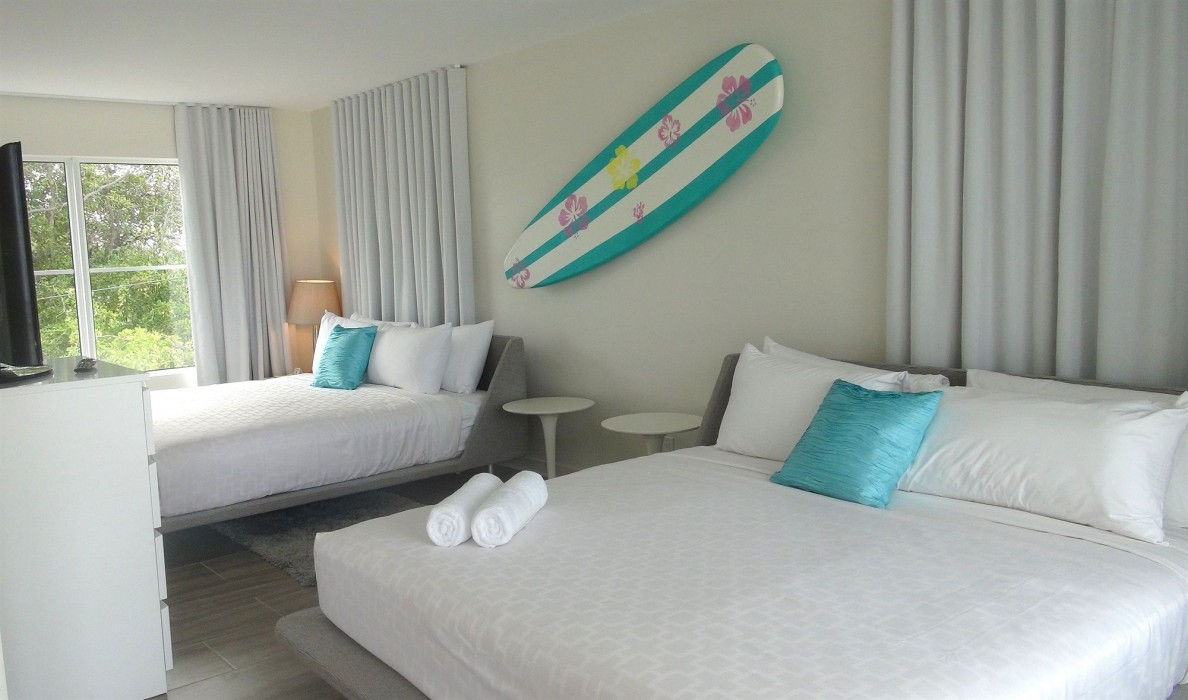Aqua Hotel, Fort Lauderdale 71/100