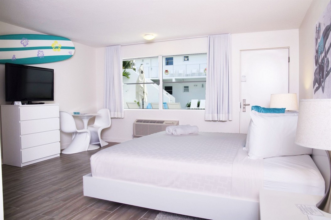 Aqua Hotel, Fort Lauderdale 37/100