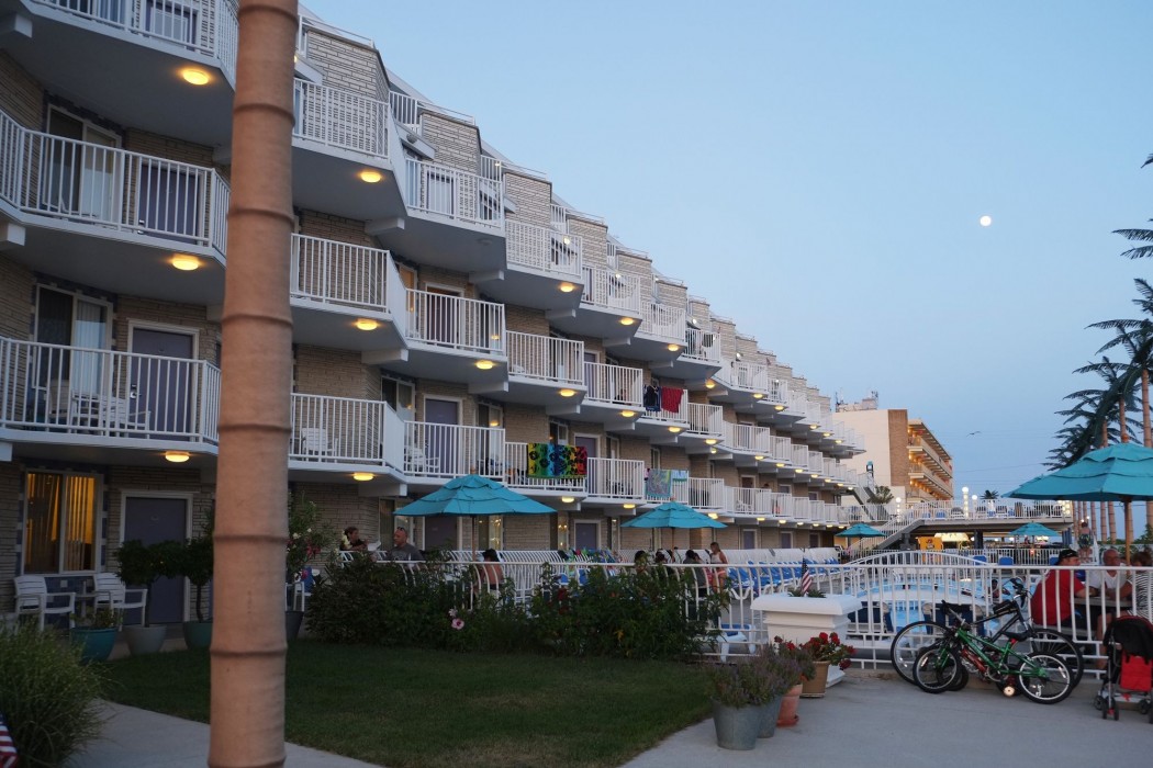 Shalimar Resort 56/100