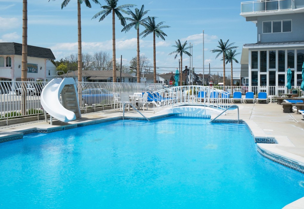 Shalimar Resort 35/100