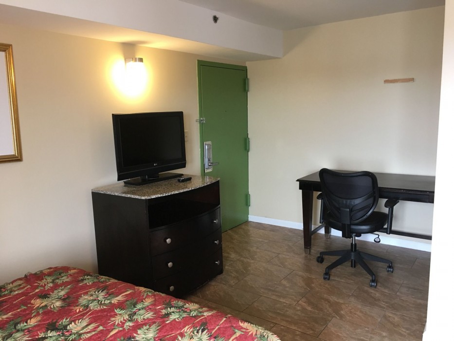 Sea Palace Inn 24/70