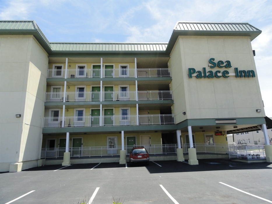 Sea Palace Inn 17/70