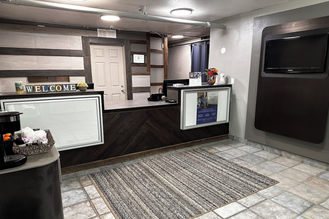 Studio City Suites, a Travelodge by Wyndham 2/37