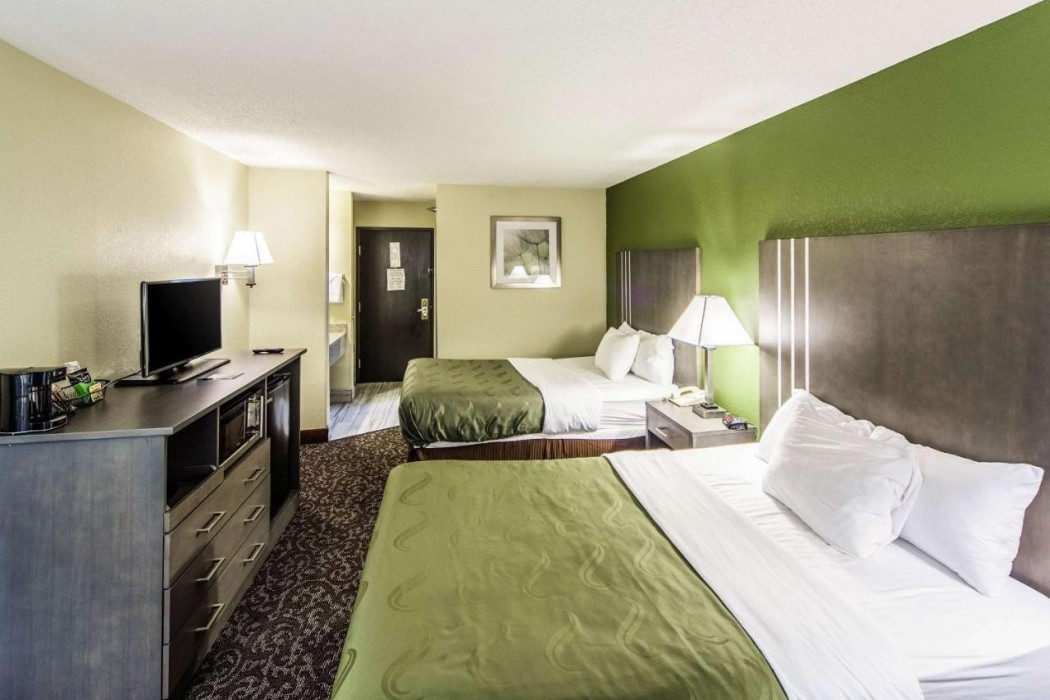 Quality Inn Decatur Near US-224 4/60