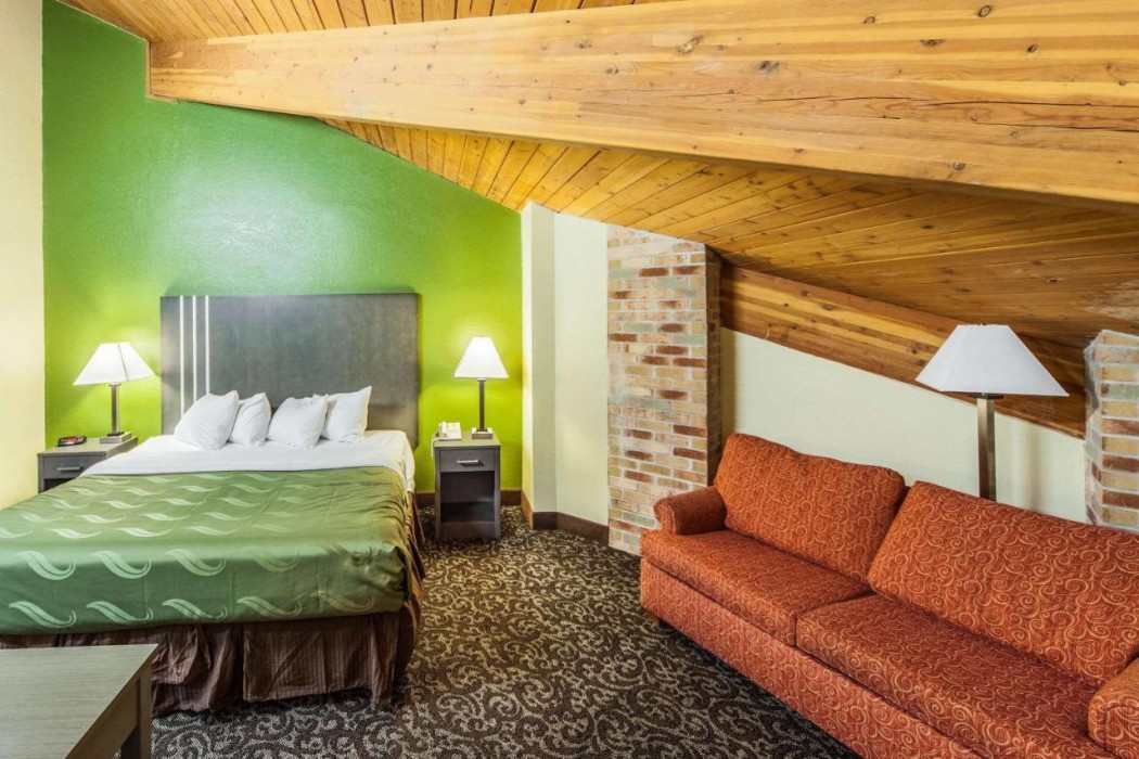 Quality Inn Decatur Near US-224 12/60
