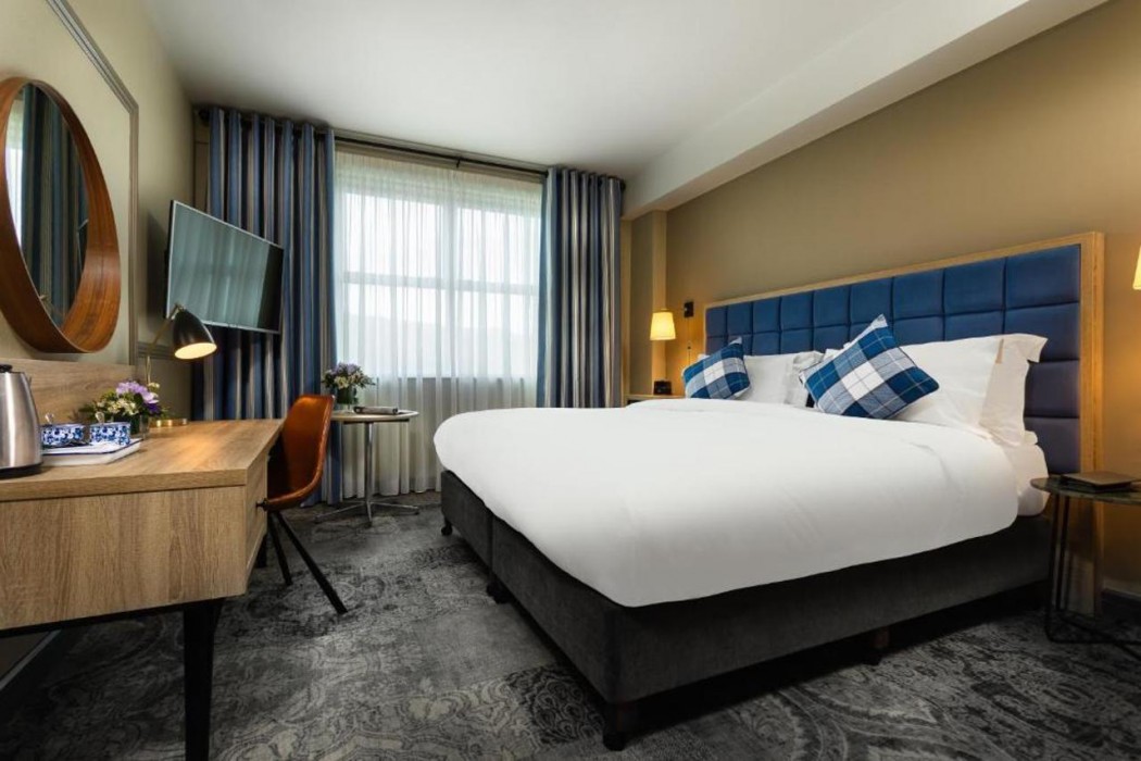 Harbour Hotel 18/64