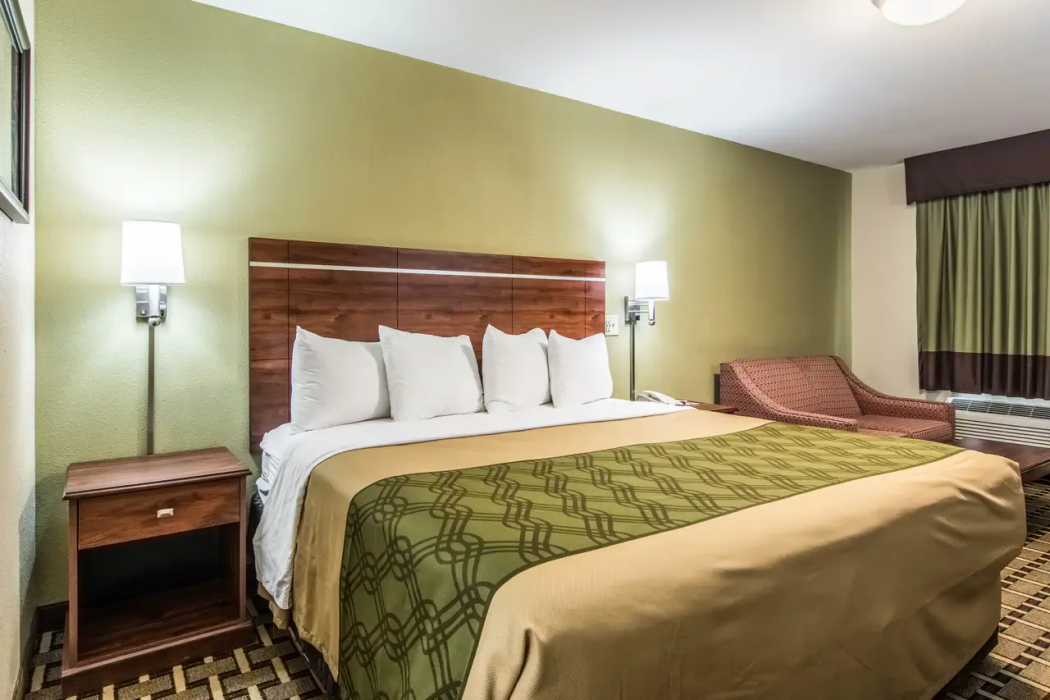 Econo Lodge Jasper AL 10/19