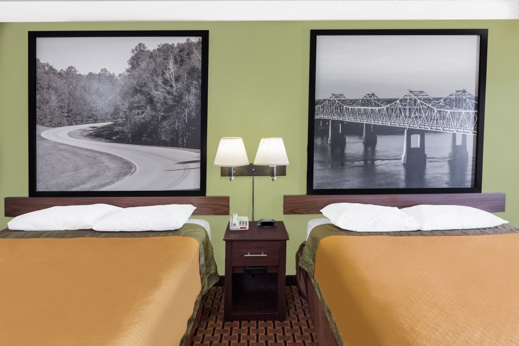 Super 8 By Wyndham Madison/Ridgeland Area 25/58
