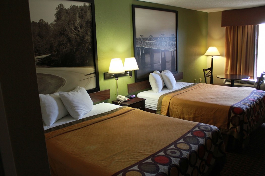 Super 8 By Wyndham Madison/Ridgeland Area 21/58