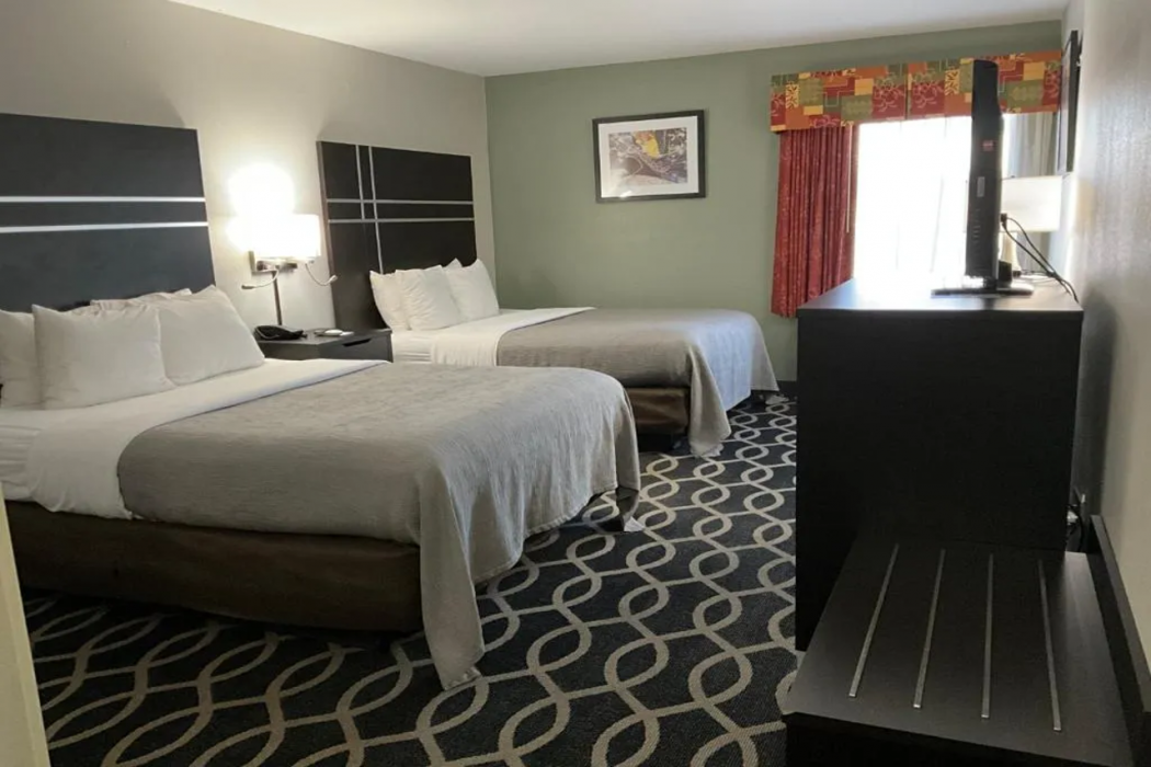 Quality Inn Jacksonville near Little Rock Air Force Base 14/32