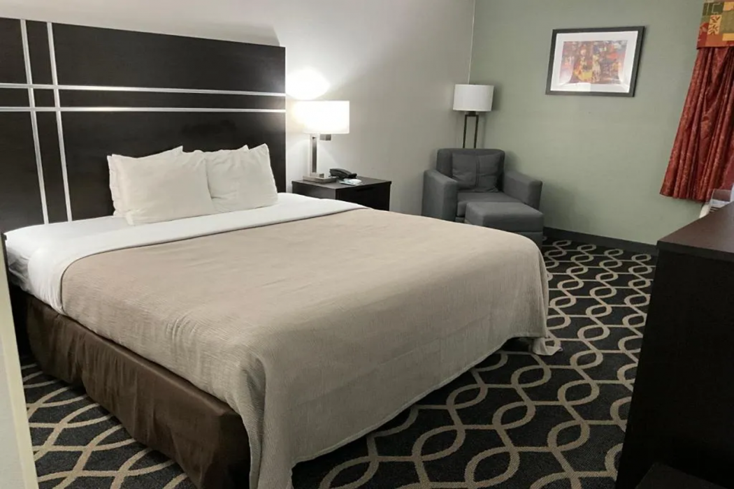 Quality Inn Jacksonville near Little Rock Air Force Base 13/32