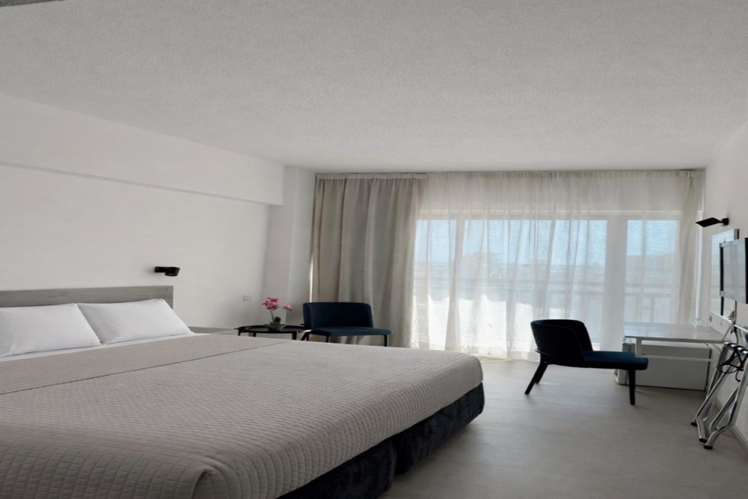Navarria Hotel 23/50