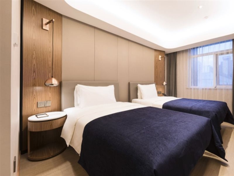 Yitel Collection Beijing Hepingli 32/54