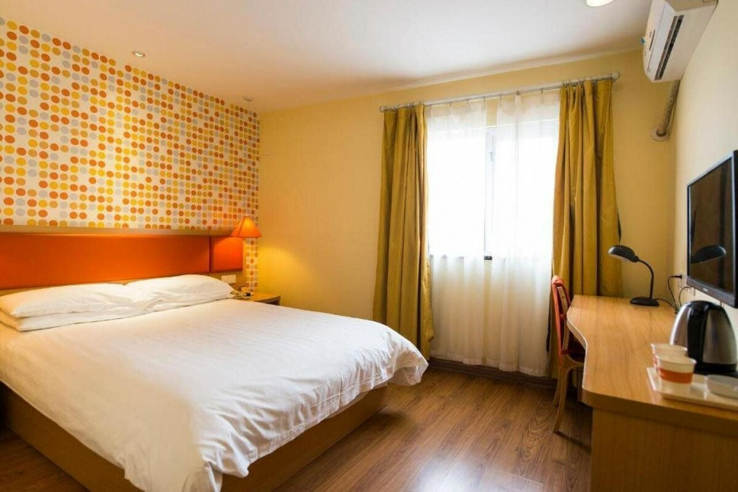 Homeinn Hotel (Beijing Qinghe Yongtaizhuang Subway Station) 6/10