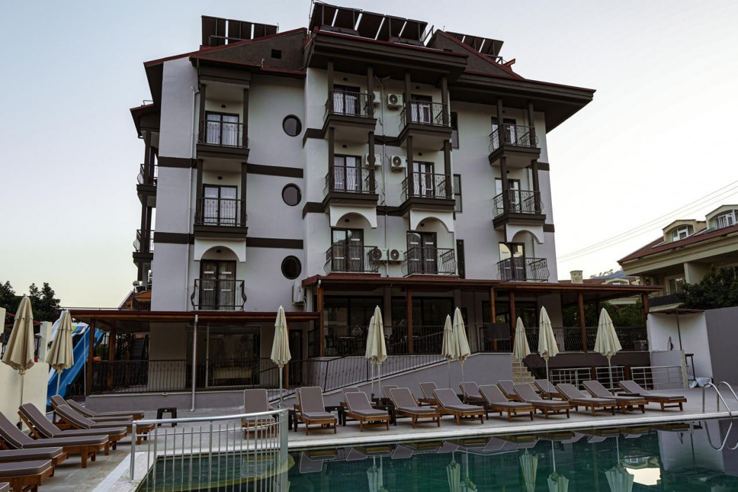 7 Brothers Hotel 23/26