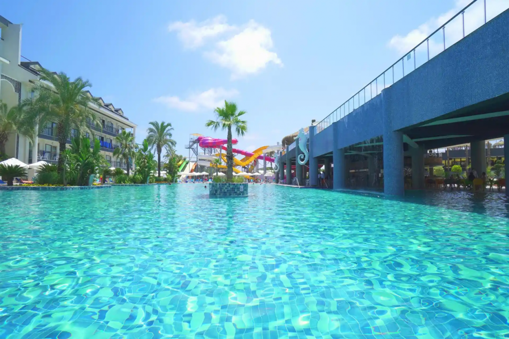 Dream World Palace Hotel 34/44