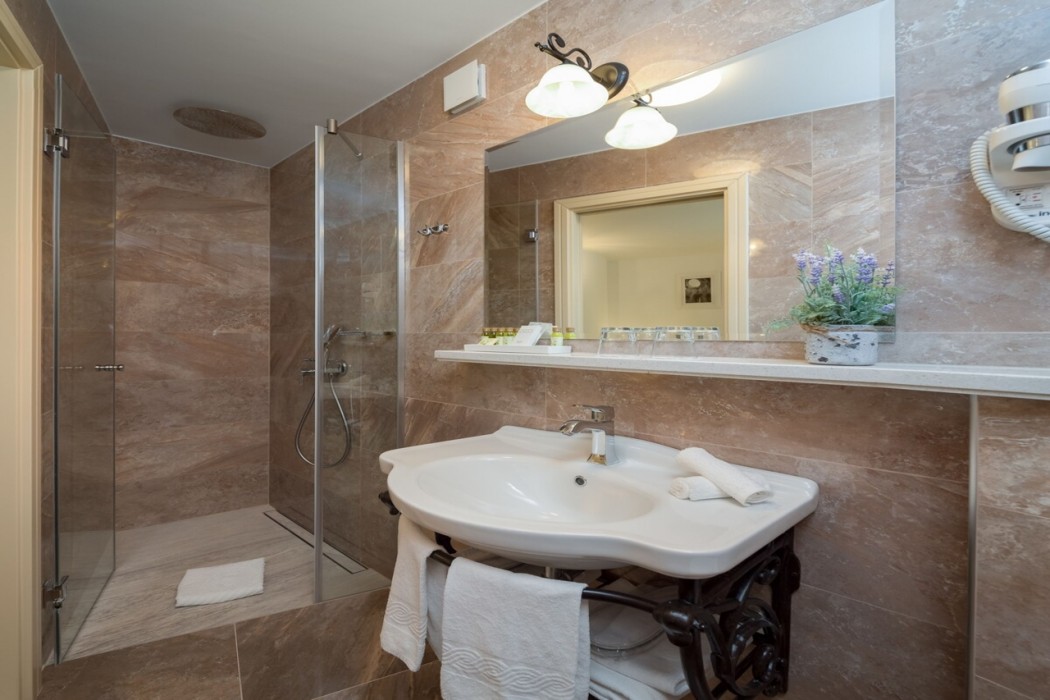 Priska Med Luxury Rooms 14/77