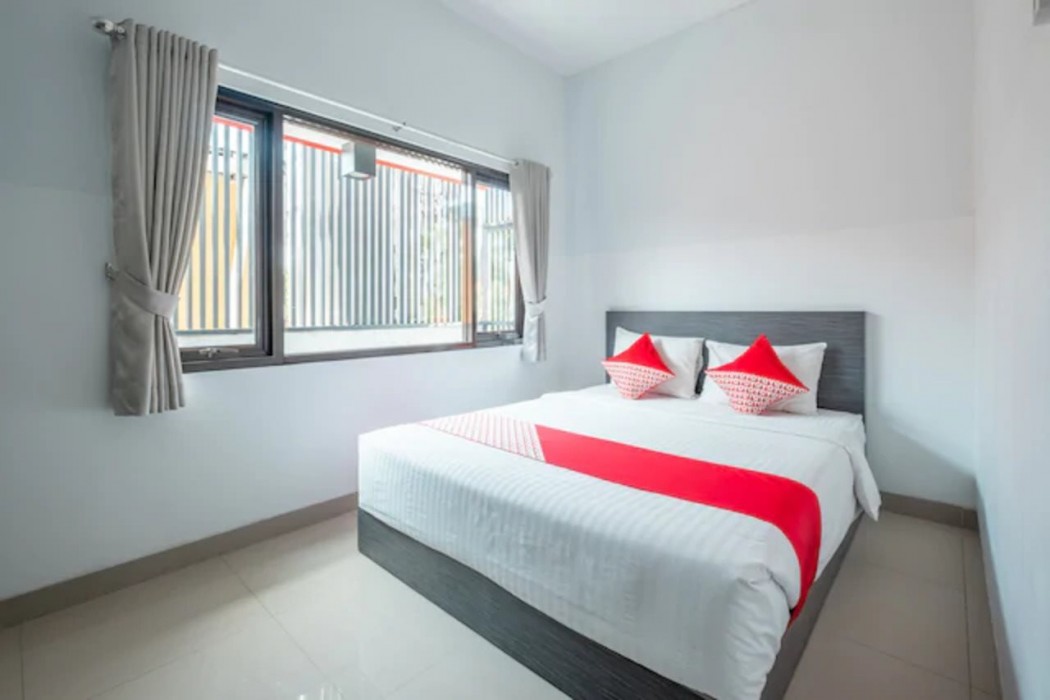 Sans Hotel Widarasari Cirebon 23/55