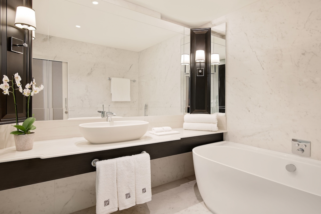 Fairmont Windsor Park 25/82