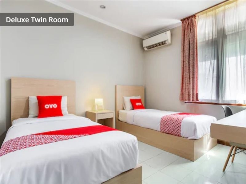 OYO 3819 Hotel Winotosastro 23/33