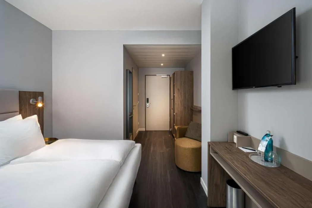 elaya hotel oberhausen, Trademark by Wyndham 8/22