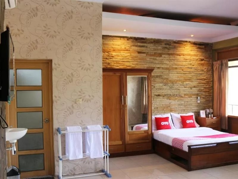 OYO 1722 Villa Ciparay Indah 20/29