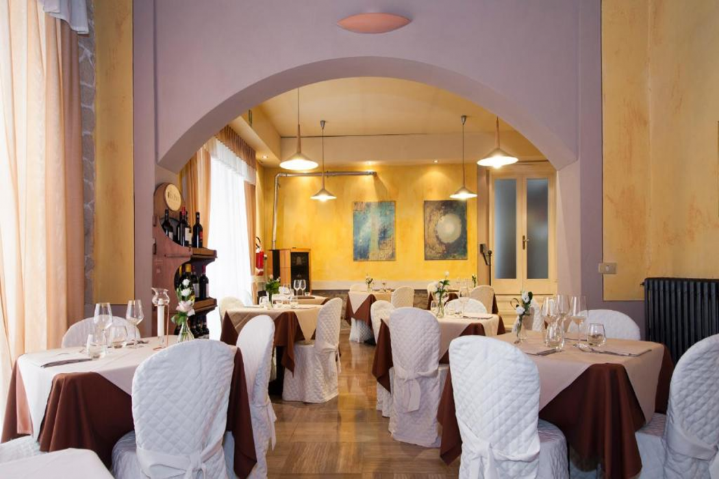 Hotel Monti 24/50