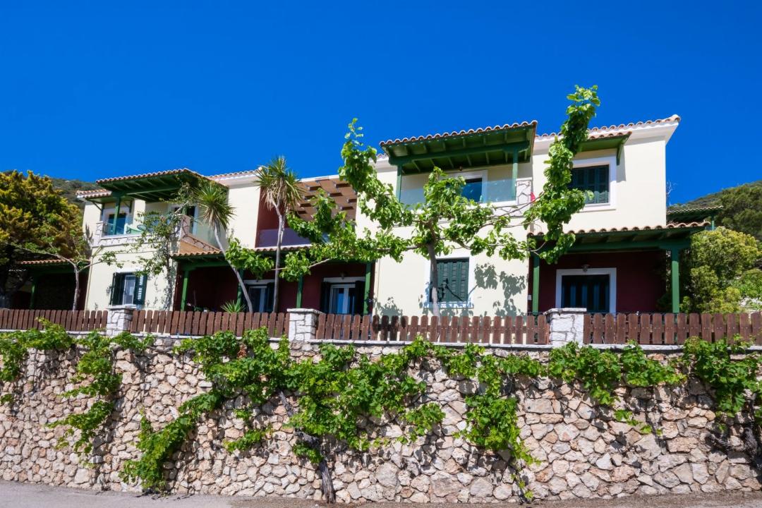 HOTEL SIRIOS 24/37