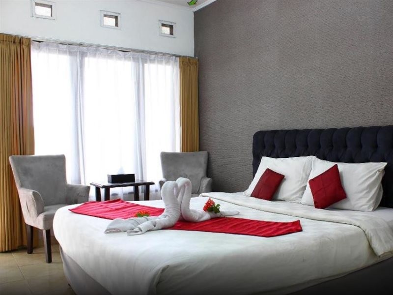 The Rizen Hotel 9/22