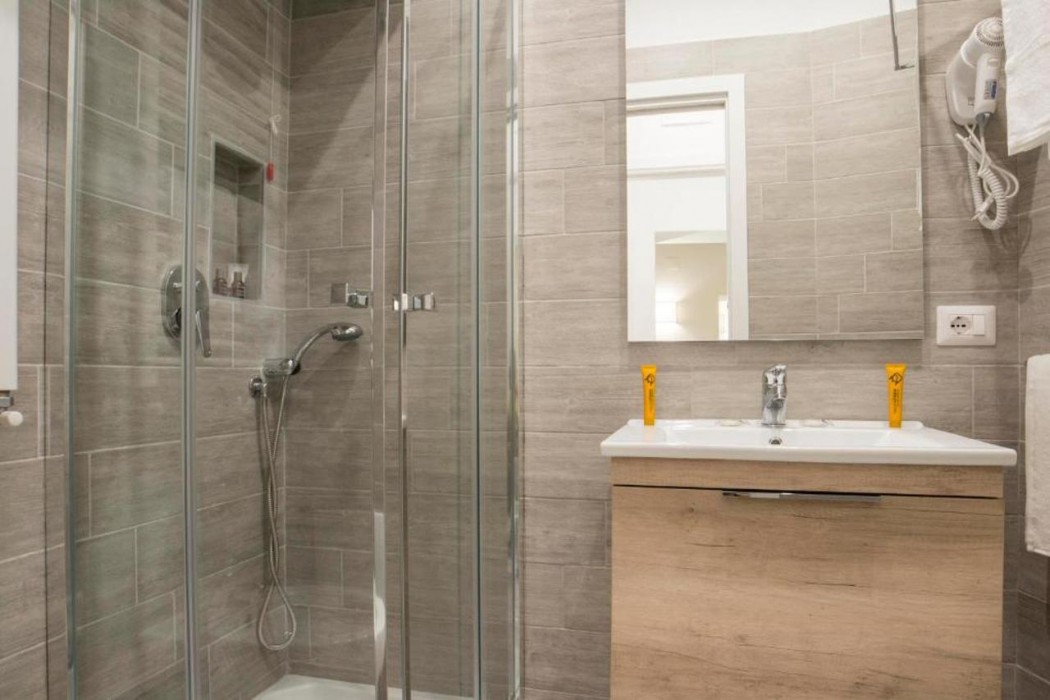 Morelli Suite 24/50