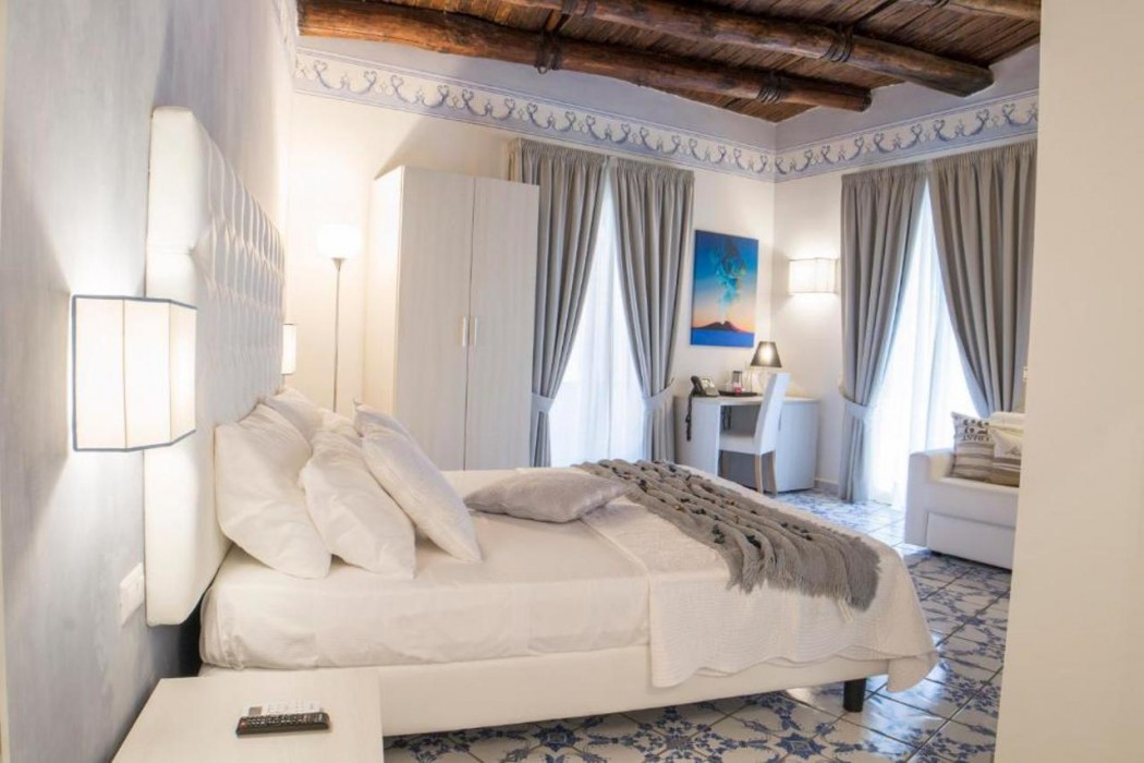 Morelli Suite 9/50