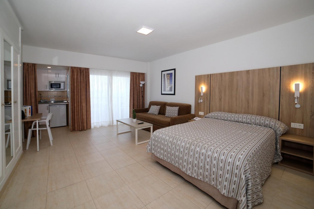 PYR Fuengirola 28/78