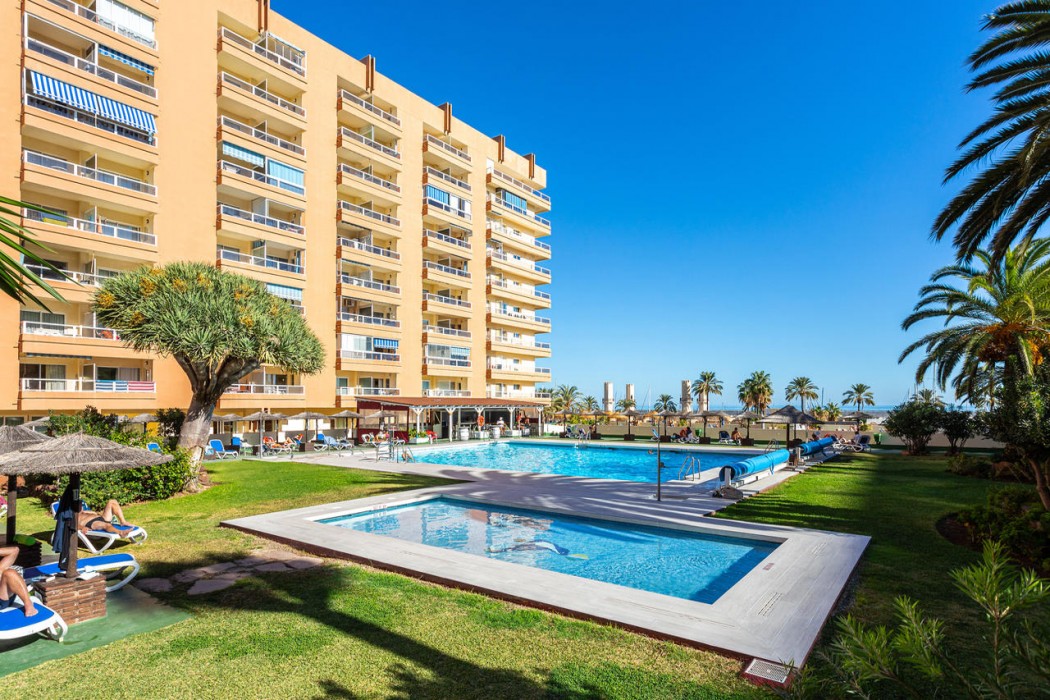 PYR Fuengirola 44/78