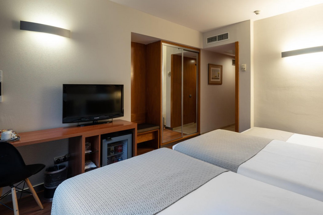 Hotel Catalonia Gracia 10/74