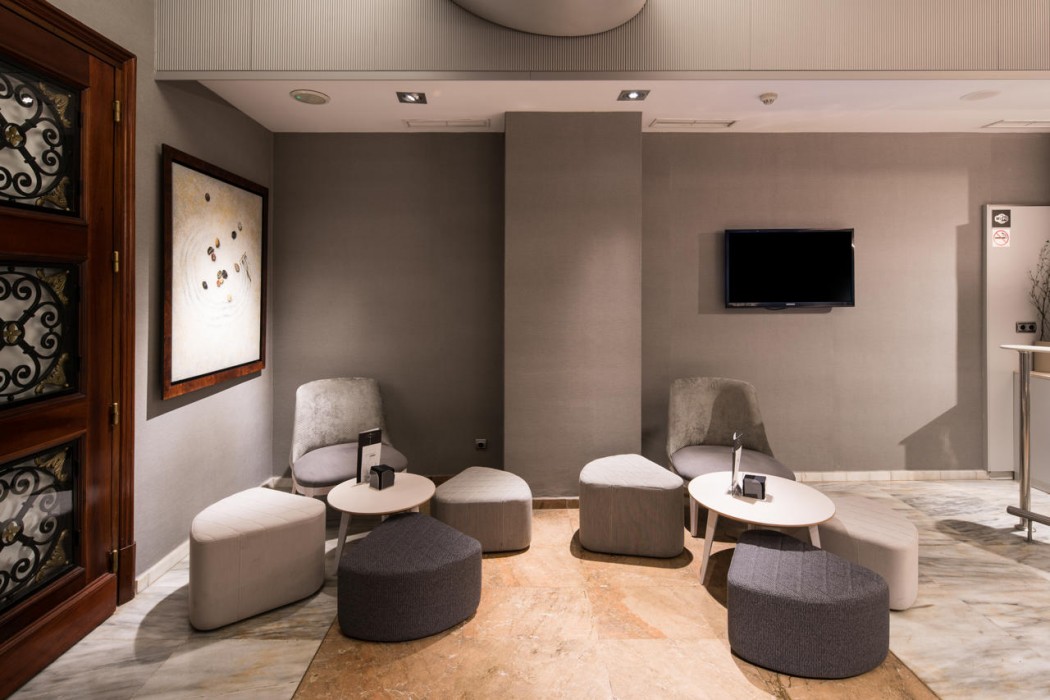 Hotel Catalonia Gracia 61/74
